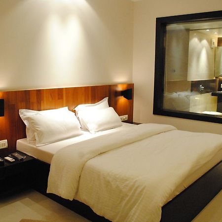 Hotel Landmark Ratnagiri Ngoại thất bức ảnh