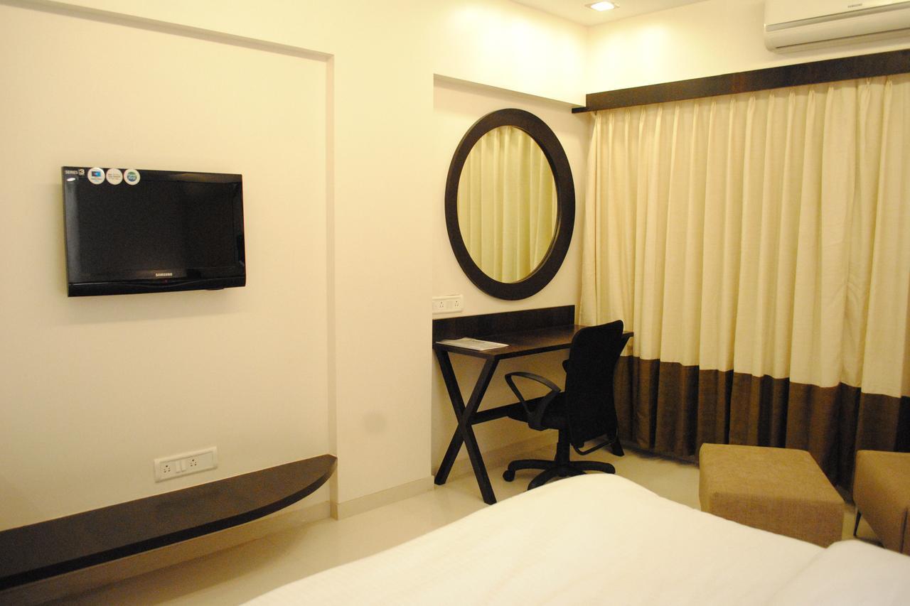 Hotel Landmark Ratnagiri Ngoại thất bức ảnh