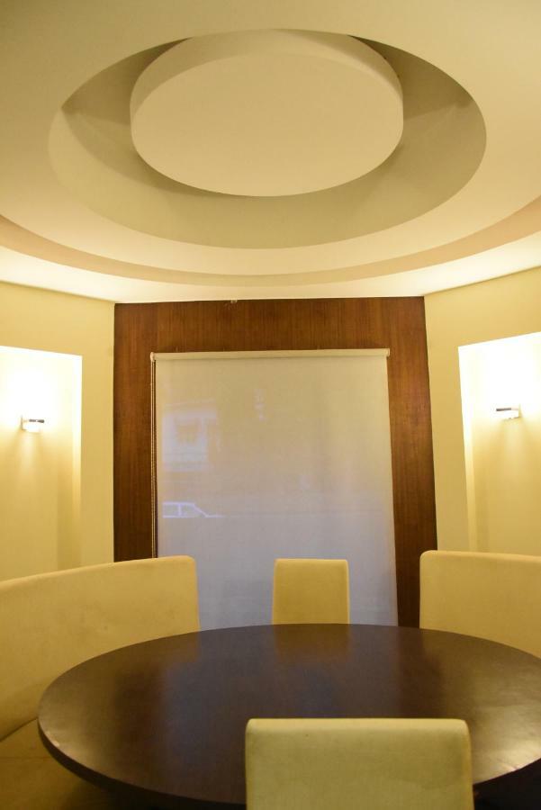 Hotel Landmark Ratnagiri Ngoại thất bức ảnh
